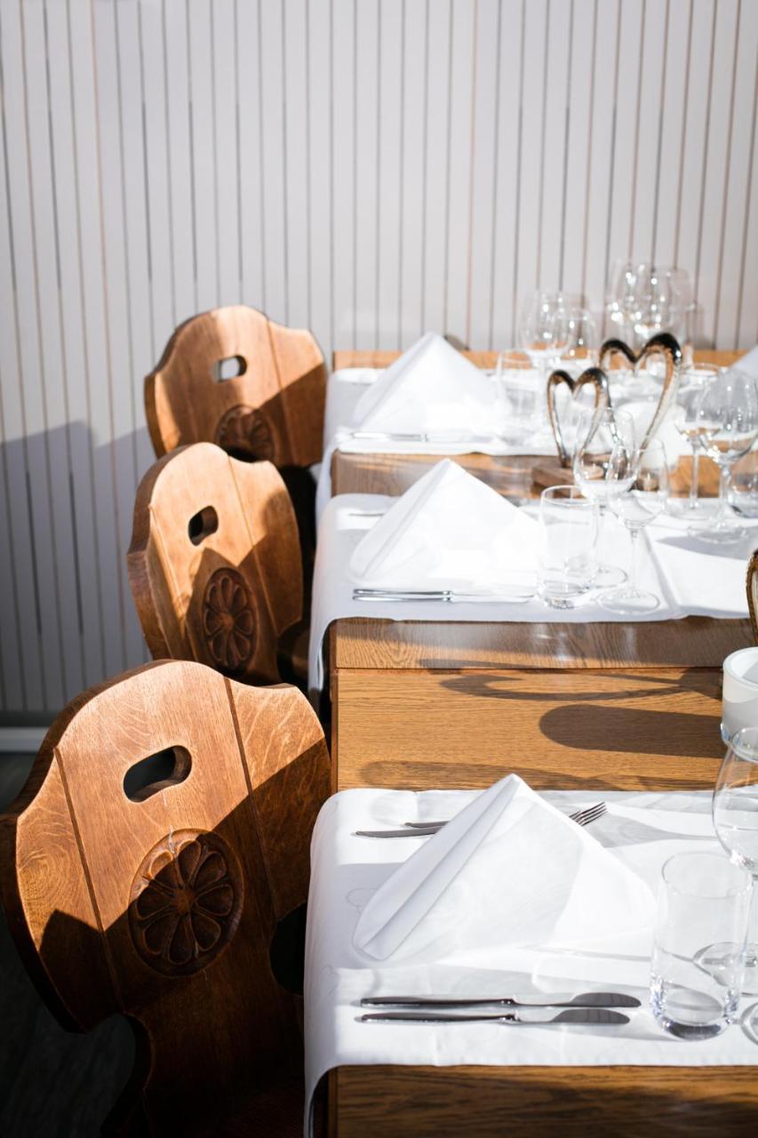Hotel-Restaurant Ronalp Бюрхен Экстерьер фото